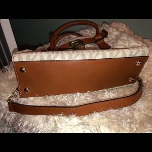 Authentic Michael Kors MK purse